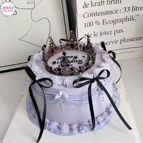 【新款】梦幻紫皇冠蛋糕 | 黑紫配色打破传统的甜腻感，适合每一个高贵优雅的女王~~