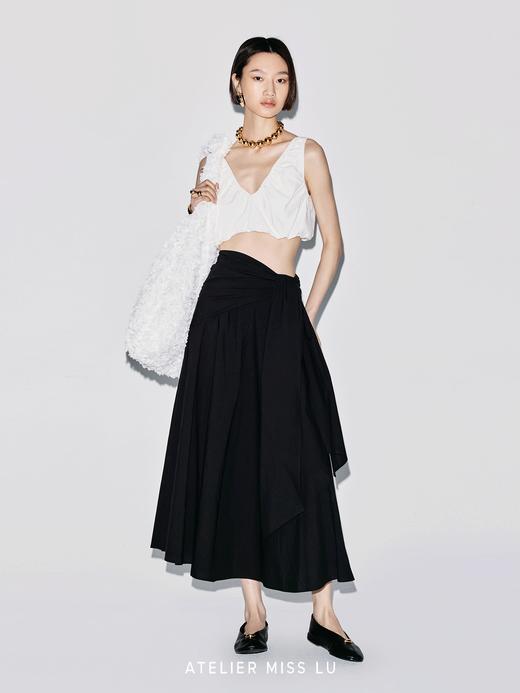 【氧气少女】弹力抽褶设计V领花苞短上衣 商品图3