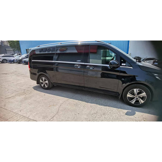 奔驰 威霆  2.0T 精英版 7座【长租-北京】 商品图2