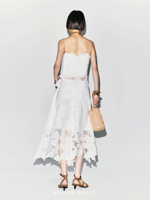 【雾中看花】光影镂空蕾丝不规则下摆吊带上衣 商品图4