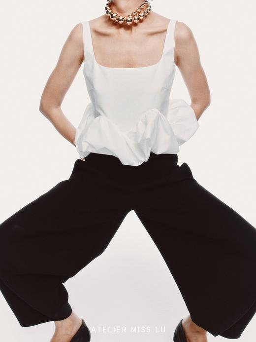 【棉花糖云卷】云朵扭转下摆方领短上衣 商品图4