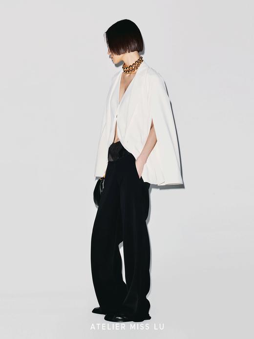 【冰岛极昼】蕾丝拼接露背V领开衩袖西装 商品图4