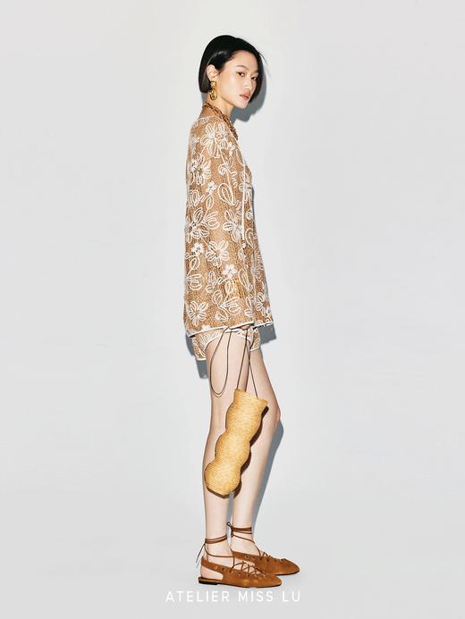 【棕榈树微风】海螺样式飘带立体花卉肌理廓形上衣 商品图4