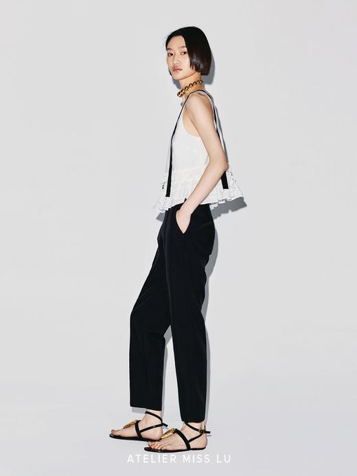 【云上圆舞曲】多层压褶设计U型露背吊带上衣 商品图4