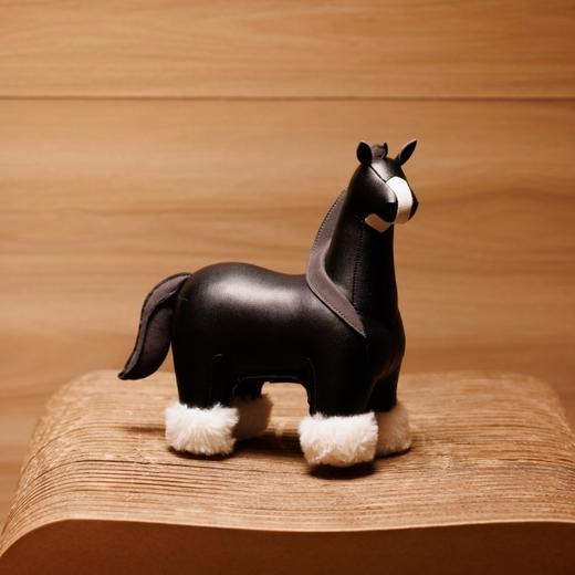Zuny 凝望系列夏尔马 2026年新品马年书档纸镇桌面动物摆件礼物客厅 商品图2