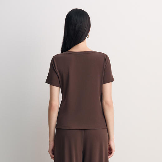 EITIE爱特爱简约舒适百搭显瘦V领短袖T恤上衣2026春季新款8513214 商品图10