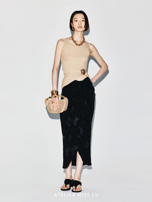 【沙滩海岸线】捏褶设计贝壳样式金属装饰弹力针织背心 商品图1