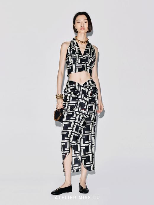 【曼哈顿周末】品牌定制字母印花桑蚕丝露背短上衣 商品图2