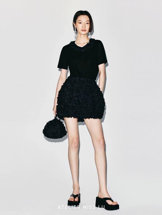 【乌兰哈达之花】立体花瓣肌理拼接造型短袖T恤 商品图4