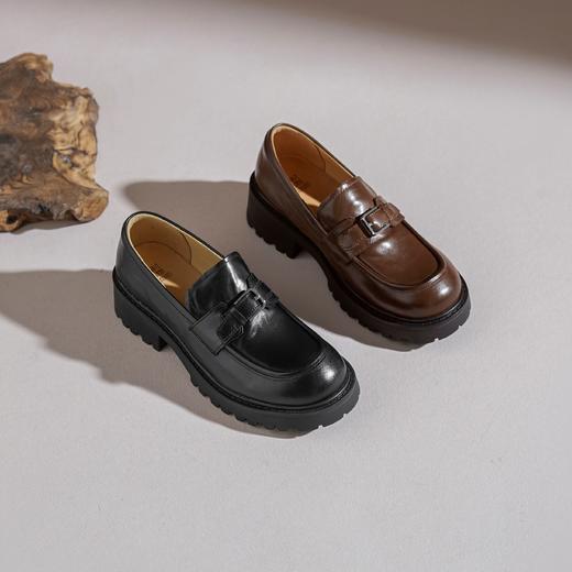 【牛皮革】西村名物2026年春季新款舒适厚底粗跟原皮软面深口单鞋乐福鞋X26AM17531 商品图0