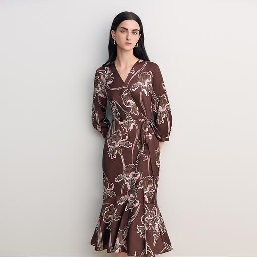 EITIE爱特爱法式印花收腰V领鱼尾裙摆系带连衣裙2026春季新款8507222 商品图2