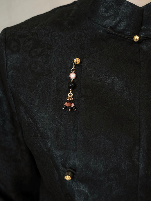 盛唐婧 | 新中式香云纱花罗琵琶襟衬衫上衣 商品图3