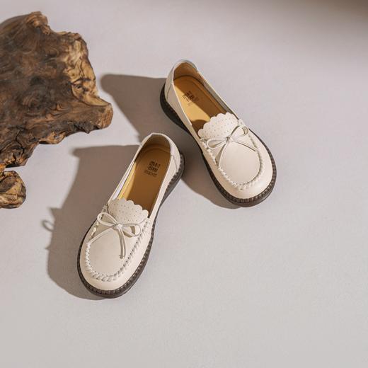 【牛皮革】西村名物2026年春季新款舒适平底软底软面简洁大方深口单鞋乐福鞋T26AM18081 商品图3