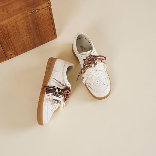 【羊皮革】西村名物2026年春季新款舒适透气厚底防滑系带板鞋小白鞋T26AM18101 商品图7