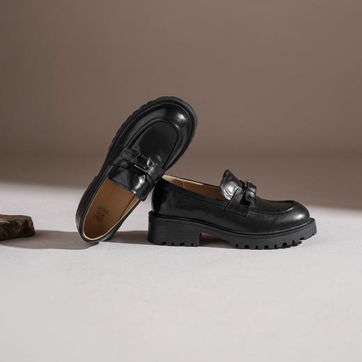 【牛皮革】西村名物2026年春季新款舒适厚底粗跟原皮软面深口单鞋乐福鞋X26AM17531 商品图2