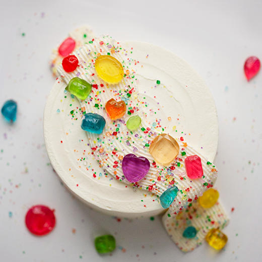 2026情人节「宝石恋人」白草莓百利甜味蛋糕 商品图3