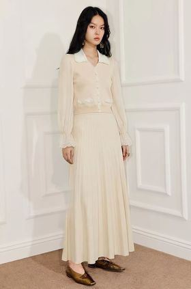 玛克门店发货：MAXRIENY半身裙2026年春季新款米白色高腰裙子百褶裙货号：MF86SK756