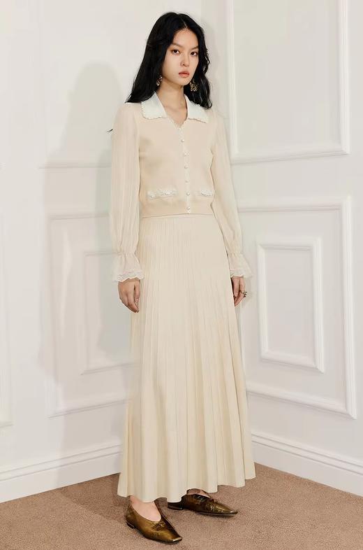 玛克门店发货：MAXRIENY半身裙2026年春季新款米白色高腰裙子百褶裙货号：MF86SK756 商品图0