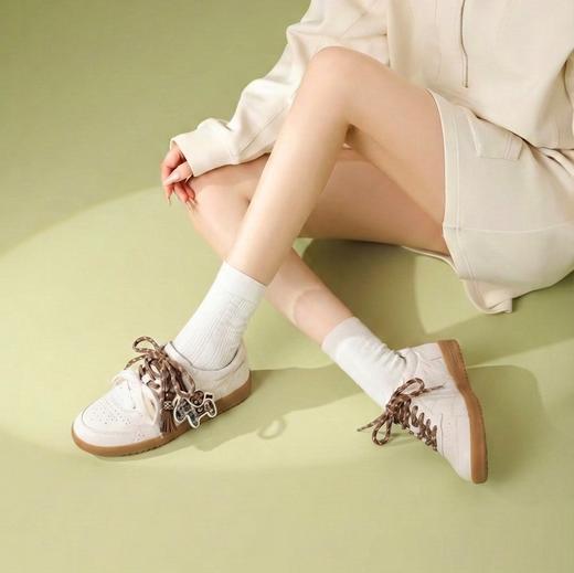 【羊皮革】西村名物2026年春季新款舒适透气厚底防滑系带板鞋小白鞋T26AM18101 商品图3