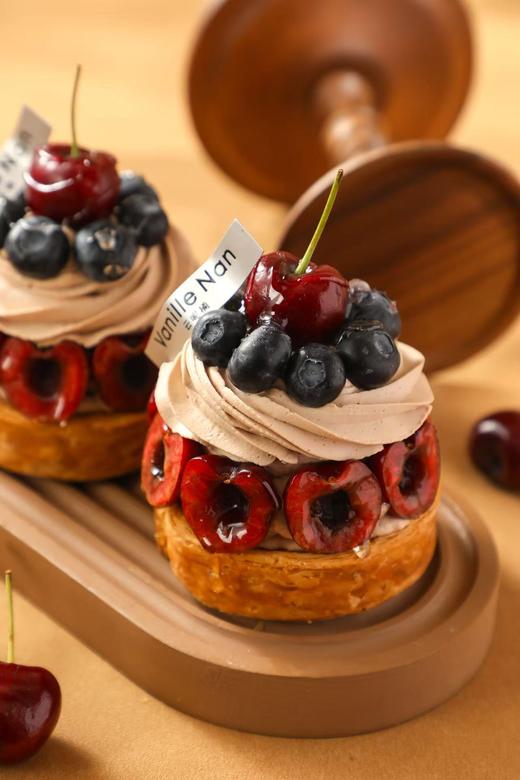 新品车厘子蓝莓塔 商品图1