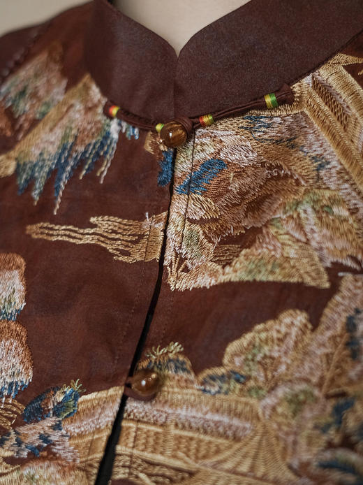 盛唐婧 | 新中式红云纱轻奢重工刺绣珠饰马甲 商品图4