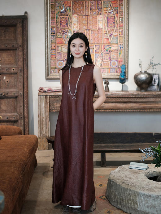 盛唐牡丹 | 紫檀色重缎红云纱连衣裙 商品图2