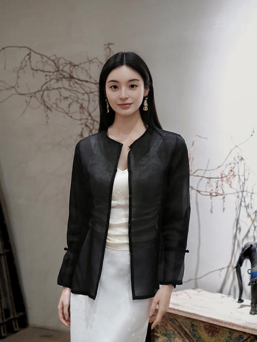 盛唐牡丹 | 黑色凤戏牡丹真丝绡上衣 商品图0