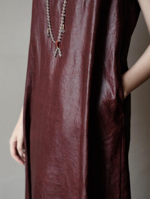 盛唐牡丹 | 紫檀色重缎红云纱连衣裙 商品图4