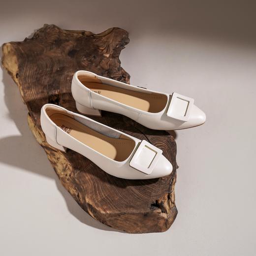 【牛皮革】西村名物2026年春季新款小箭头方扣舒适低跟精致浅口单鞋T26AE17371 商品图4