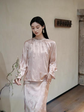 盛唐牡丹 | 银粉梅兰竹菊真丝女上衣