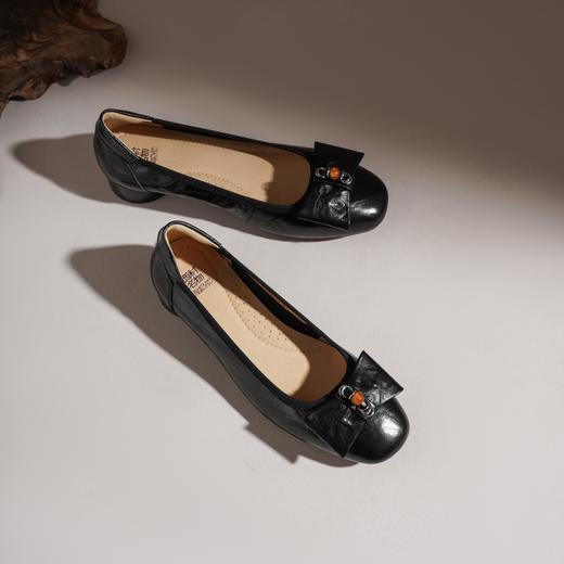 【牛皮革】西村名物2026年冬季新款舒适低跟简洁优雅浅口单鞋T26AE17361 商品图5