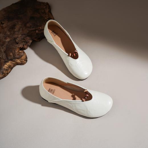 【羊皮革】西村名物2026年春季新款软面羊皮舒适低跟浅口单鞋妈妈鞋T26AE17351 商品图1