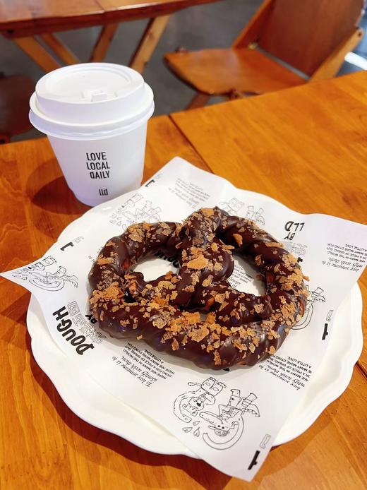 【新款爆品】巧克力脆片酥皮碱水结 商品图2