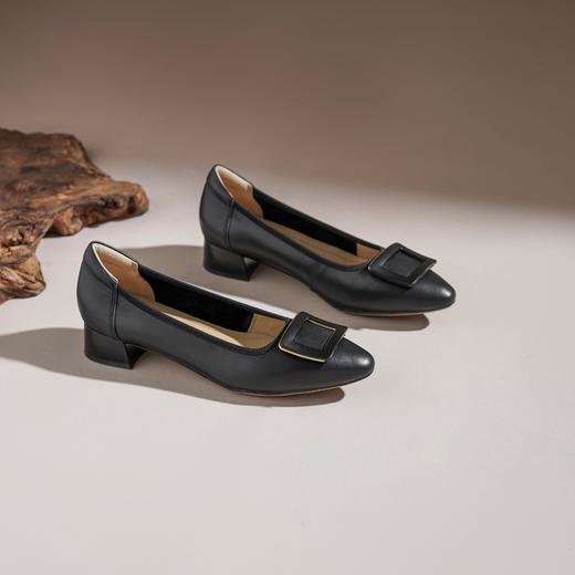 【牛皮革】西村名物2026年春季新款小箭头方扣舒适低跟精致浅口单鞋T26AE17371 商品图1