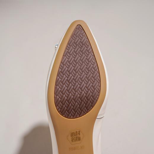【牛皮革】西村名物2026年春季新款小箭头方扣舒适低跟精致浅口单鞋T26AE17371 商品图6