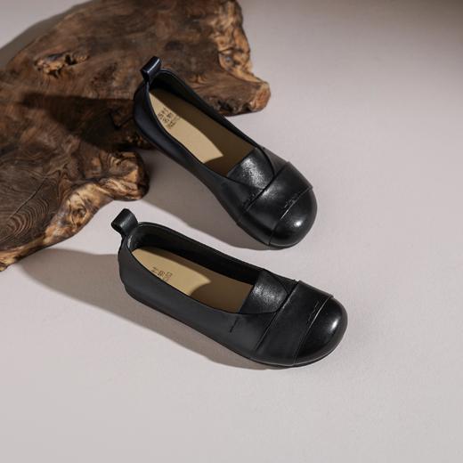 【牛皮革】西村名物2026年春季新款舒适平跟软底软面浅口单鞋妈妈鞋T26AE17791 商品图1