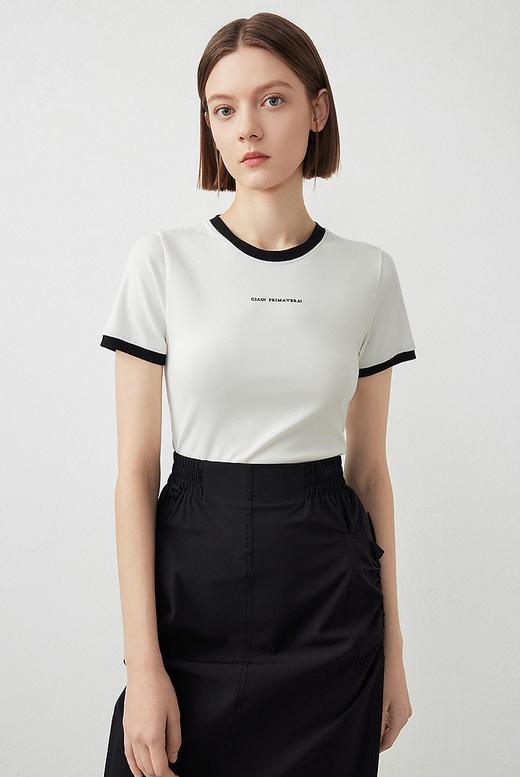 朗姿修身撞色拼条T恤LCFA18JTS027B11 商品图4