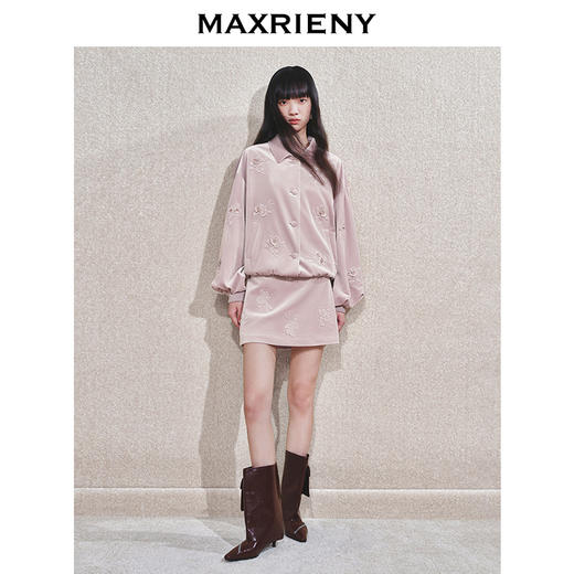 玛克门店发货：MAXRIENY宫廷压花半裙精致a摆短裙(货号:MC85SK801) 商品图1