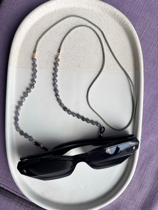 SpoiledBrat Jewelry银灰色斜长石眼镜链 商品图0