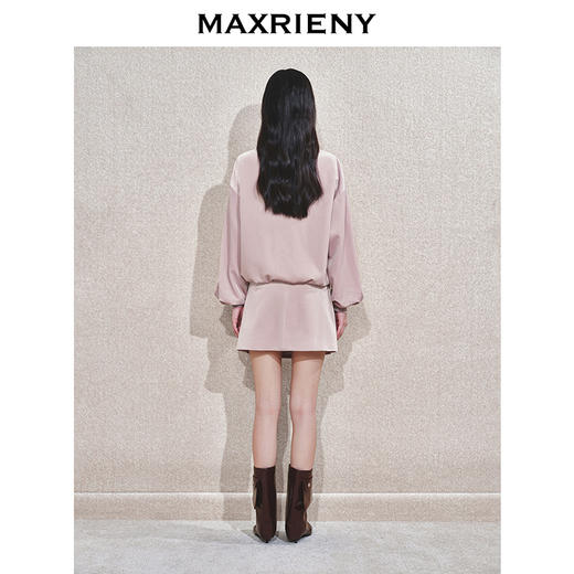 玛克门店发货：MAXRIENY宫廷压花半裙精致a摆短裙(货号:MC85SK801) 商品图3