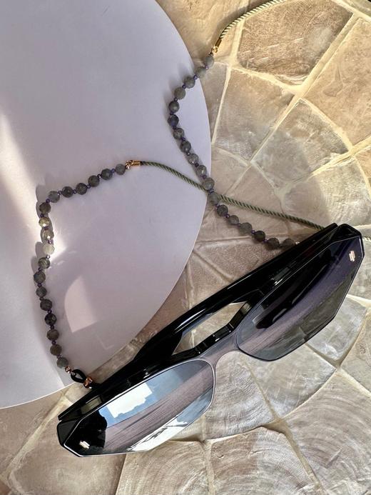 SpoiledBrat Jewelry银灰色斜长石眼镜链 商品图1