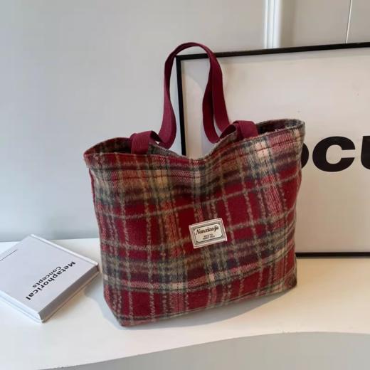 新款休闲毛呢格子单肩包 高级感百搭托特包大容量 红色无挂件 商品图0