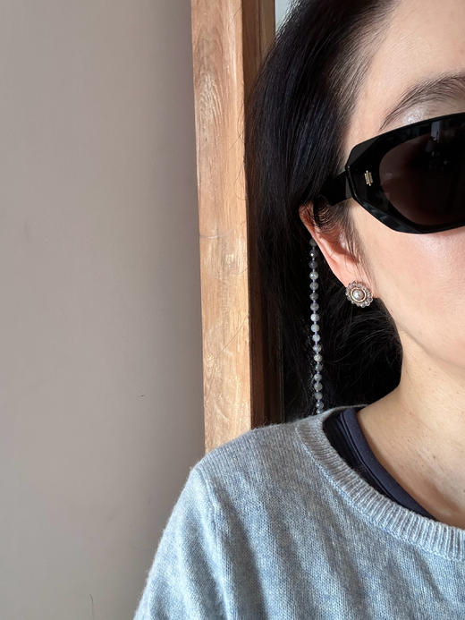 SpoiledBrat Jewelry银灰色斜长石眼镜链 商品图4