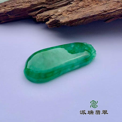 派瑞翡翠 翡翠挂件 糯种 满绿 商品图3