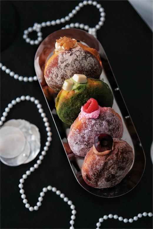 巧克力车厘子多拿滋 商品图1