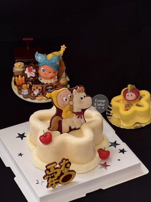 马年大吉星星人慕斯蛋糕 商品图0