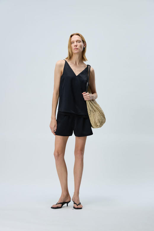 法式V领背心 商品图0