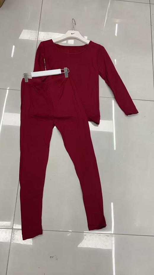 现货 无折扣 年终福利..出韩国🇰🇷女士加绒磨毛保暖套装 商品图0