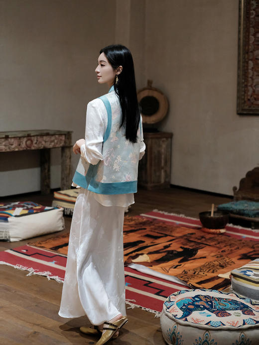 盛唐牡丹 | 龙凤呈祥重缎织金宋锦马甲 商品图7