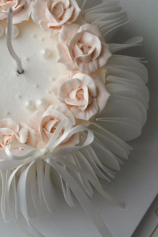 ins情人节玫瑰·奶油蛋糕 商品图1